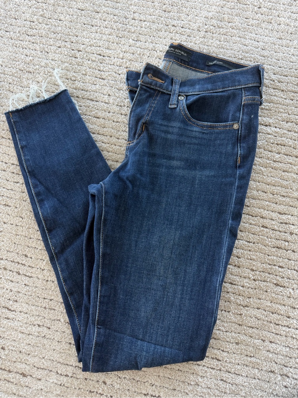 Banana Republic Dark Wash Cropped Skinny Jeans